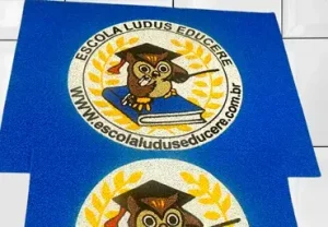 Tapetes personalizados para escolas e colégios - Capachos Forte SP